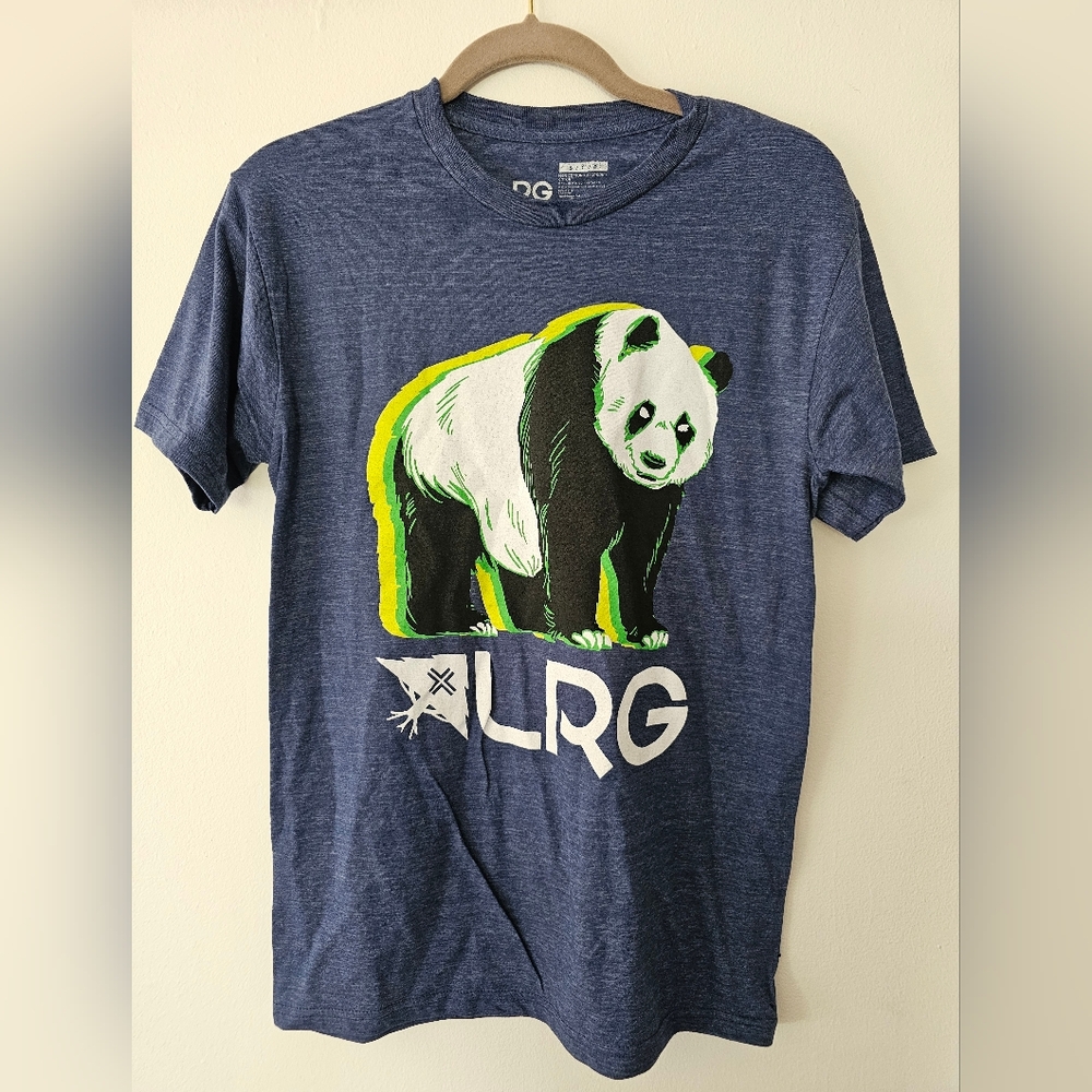 NWOT lrg panda shirt